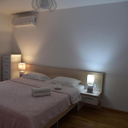 Apartment Lux Fontana Budua Esterno foto