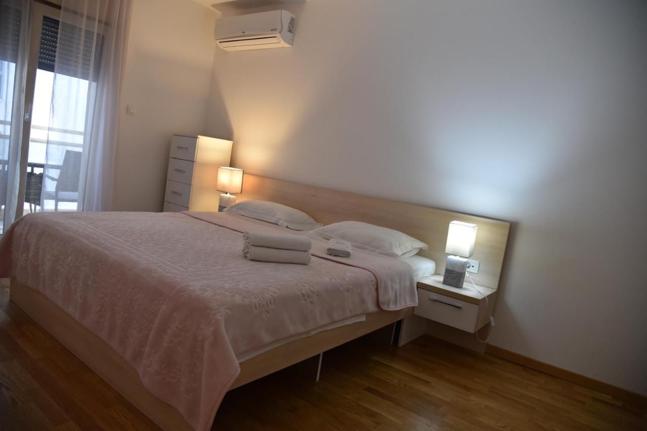 Apartment Lux Fontana Budua Esterno foto