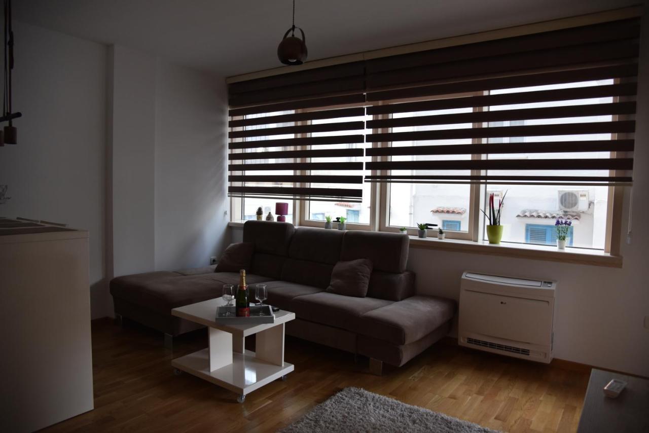 Apartment Lux Fontana Budua Esterno foto