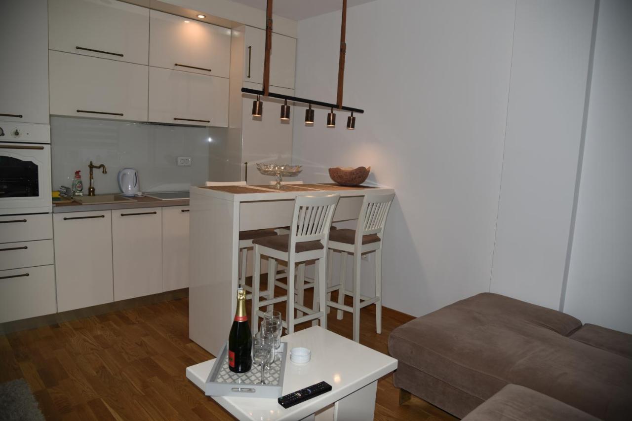 Apartment Lux Fontana Budua Esterno foto